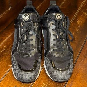 Michael Kors Black and Gray Logo Sneakers | 8.5 women’s - great condition